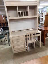 HUTCH TOP DESK WITH CHAIR.  
$168.80